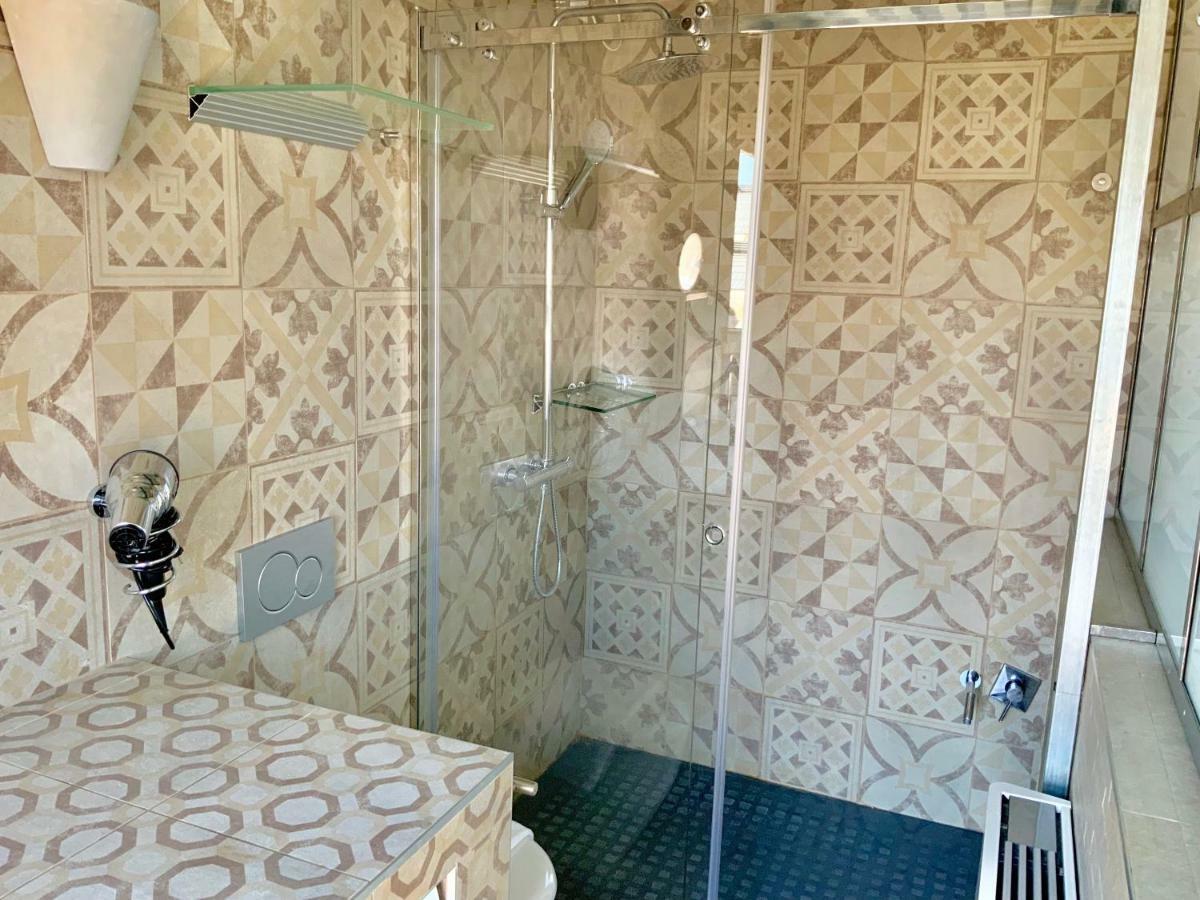 Luxury Unique View Near Main Station Apartment Milan